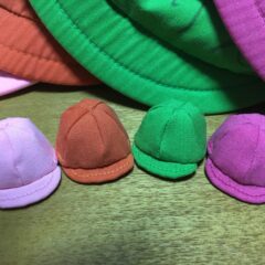 ミニチュアのカラー帽子〜想い出の小箱MemoryBox