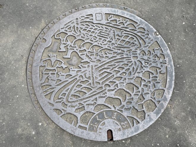 福島市マンホール(西久保)