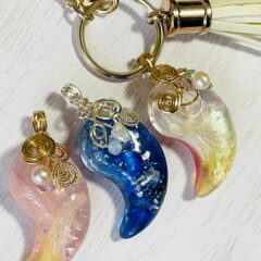 まが玉パーツにワイヤーラッピング